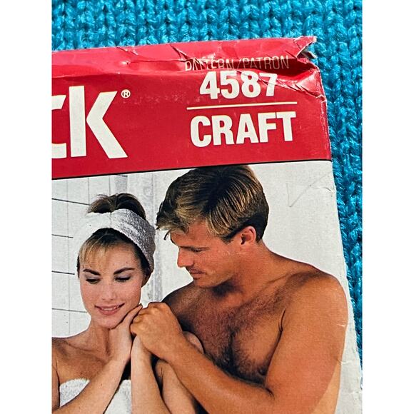 Butterick 4587 Pattern bathroom essentials towel wrap shave kit  slippers - Picture 2 of 7